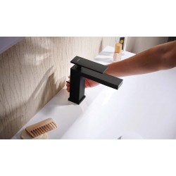 Смесител за умивалник TECTURIS Е 110 Еко+ Black Смесител за умивалник TECTURIS Е 110 Еко+ Black
